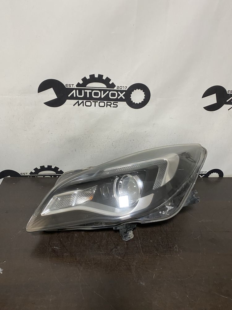 Far stanga halogen Opel Insignia an 2013-2017
