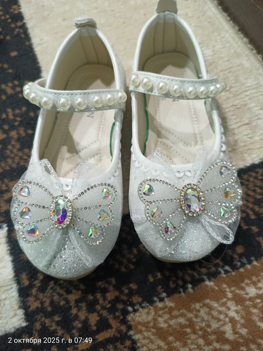 Продаются детские туфли