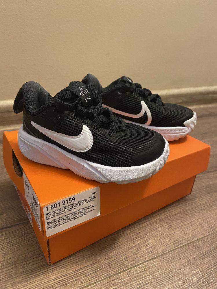 Обувки Nike Star Runner 4