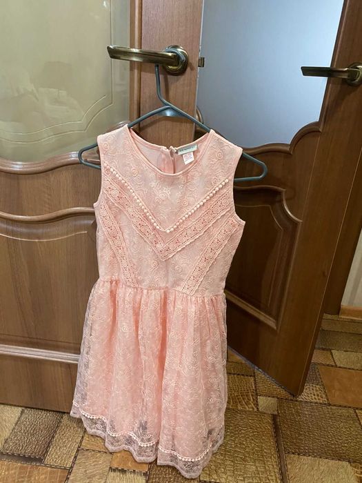 Платья нарядные на девочку