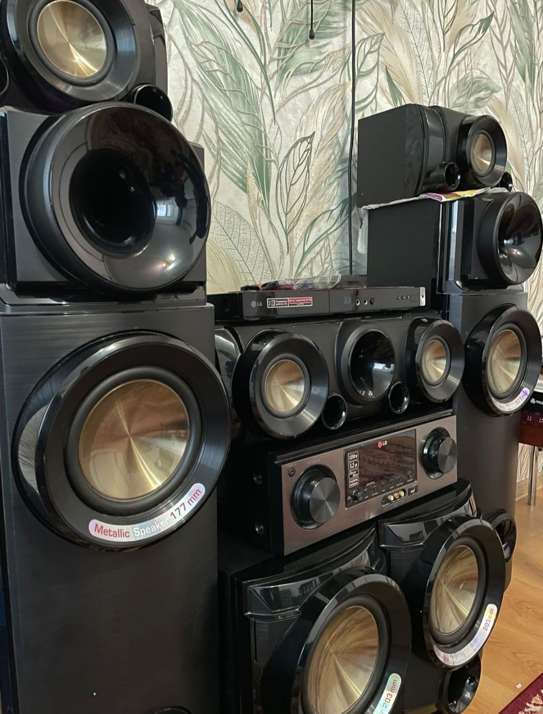 LG ARX8500 Домашний кинотеатр 5.2 1600wat.сотилади!