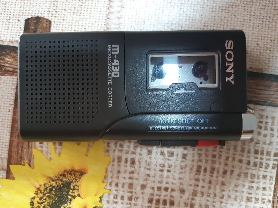 Reportofon Sony M-430