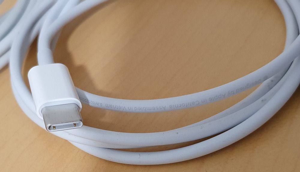 ORIGINAL Apple Incarcator iPhone iPad Adaptor HDMI Cablu USB Lightning