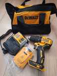 DeWalt bormașina și Bosch