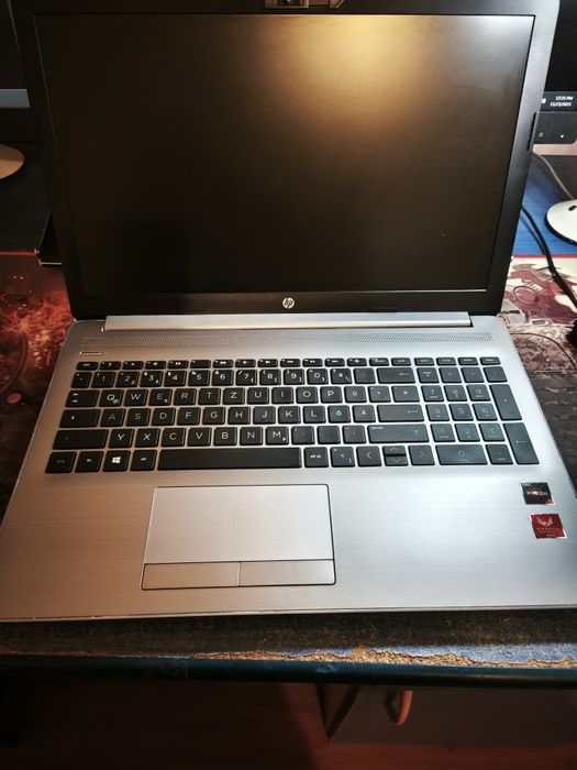 HP g255 g7 AMD ryzen 5