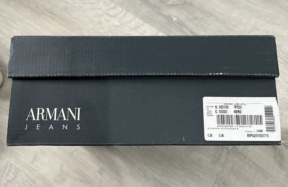 Adidași casual Armani Jeans ORIGINALI