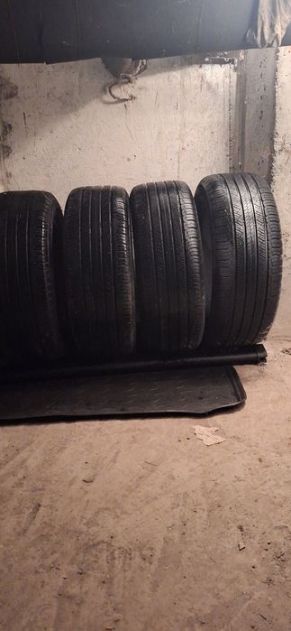 Vand set cauciucuri 235/55/18 Michelin