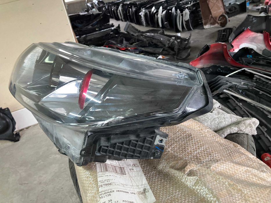 Ляв фар за Сузуки Витара Suzuki Vitara 2015-2019г