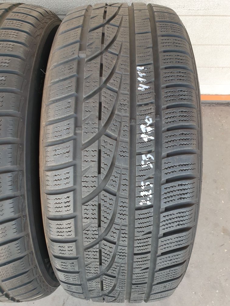 Зимни гуми 4 броя HANKOOK Winter Icept Evo 225 55 R17 дот 4113