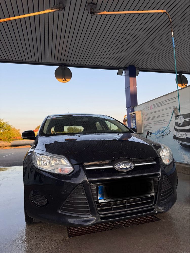 Ford Focus 2012 1.6 benzină
