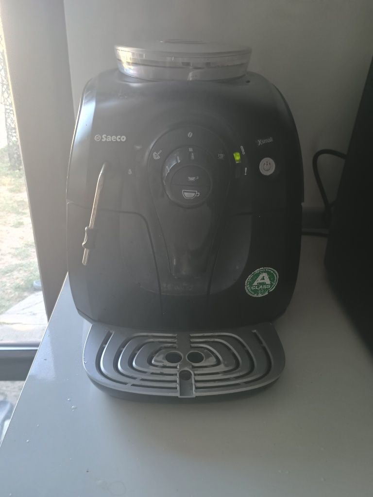 Кафемашина робот Philips Saeco Xsmall