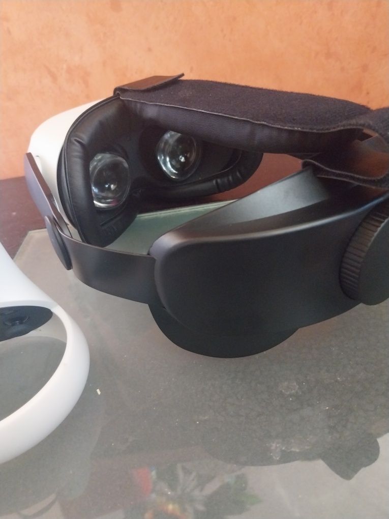 Meta quest 2 VR с подаръци