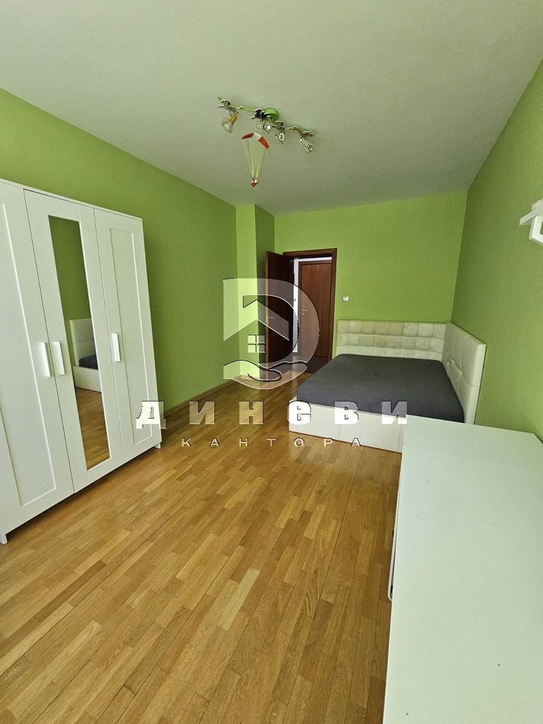 Продава се Тристаен апартамент в Стара Загора, Център - 131 кв.м за 1146 €/кв.м - Снимка #3