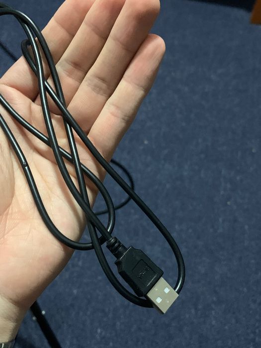 Продам RGB лампу