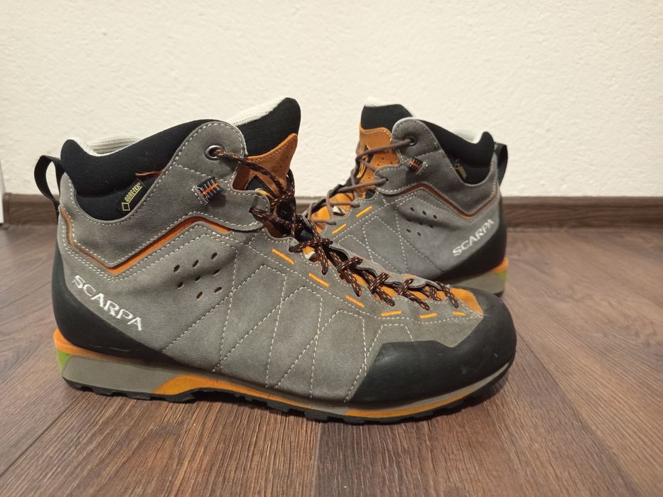 Мъжки обувки SCARPA mid, 45 номер