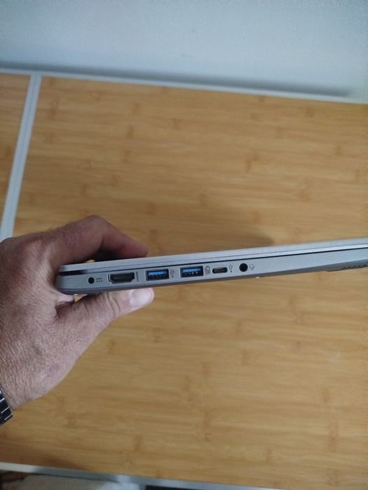 Laptop Acer aspire i3