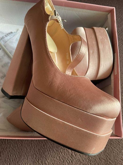 Дамски обувки, цвят пудра - сатен