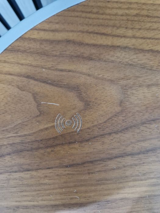 Masa de cafea cu boxa subwoofer