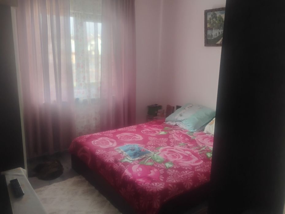 Proprietar Vând urgent apartament 2 camere