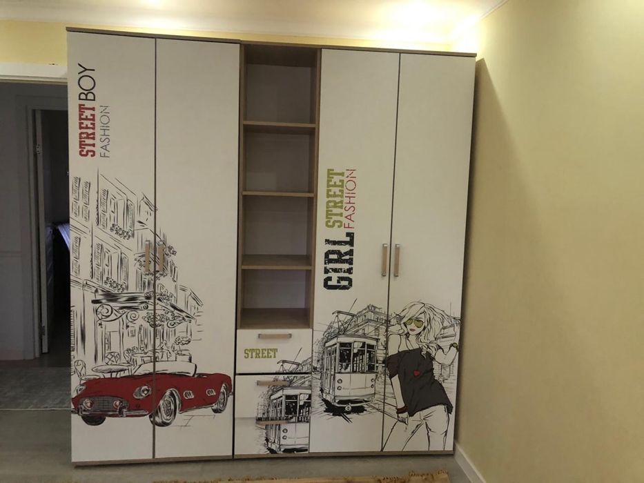 Продам шкафы и книжную полку за 50000