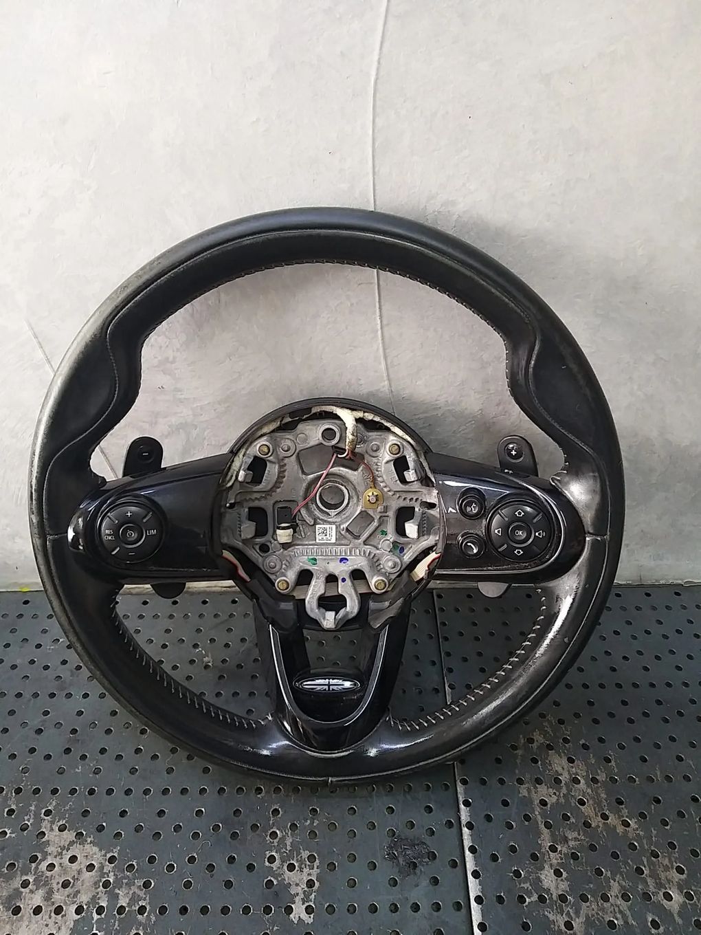 Volan piele in 3 spite cu comenzi si padele mini cooper f55 f56 sw687461303 3369f5610