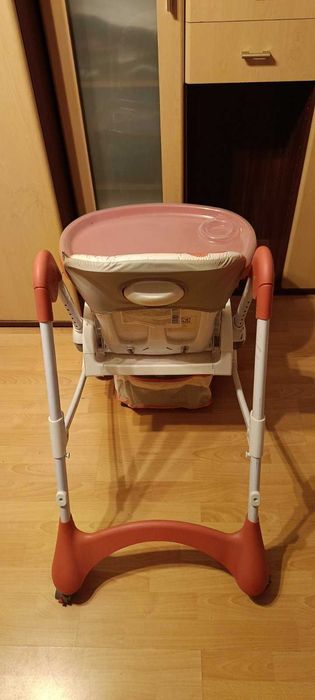 разтегателно столче с масичка за бебе