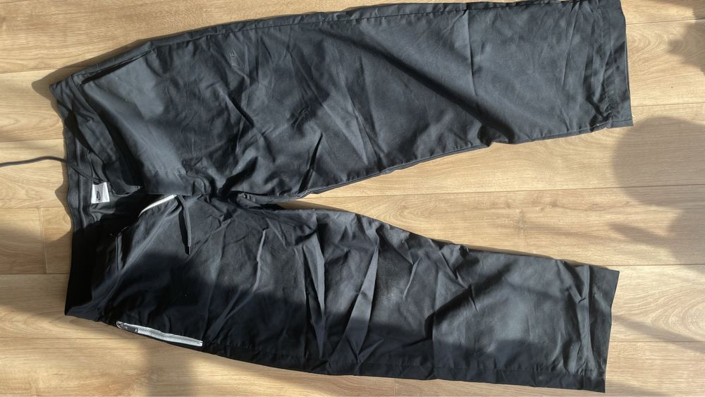 Спортен панталон Nike ХЛ 80 лв Оригинален