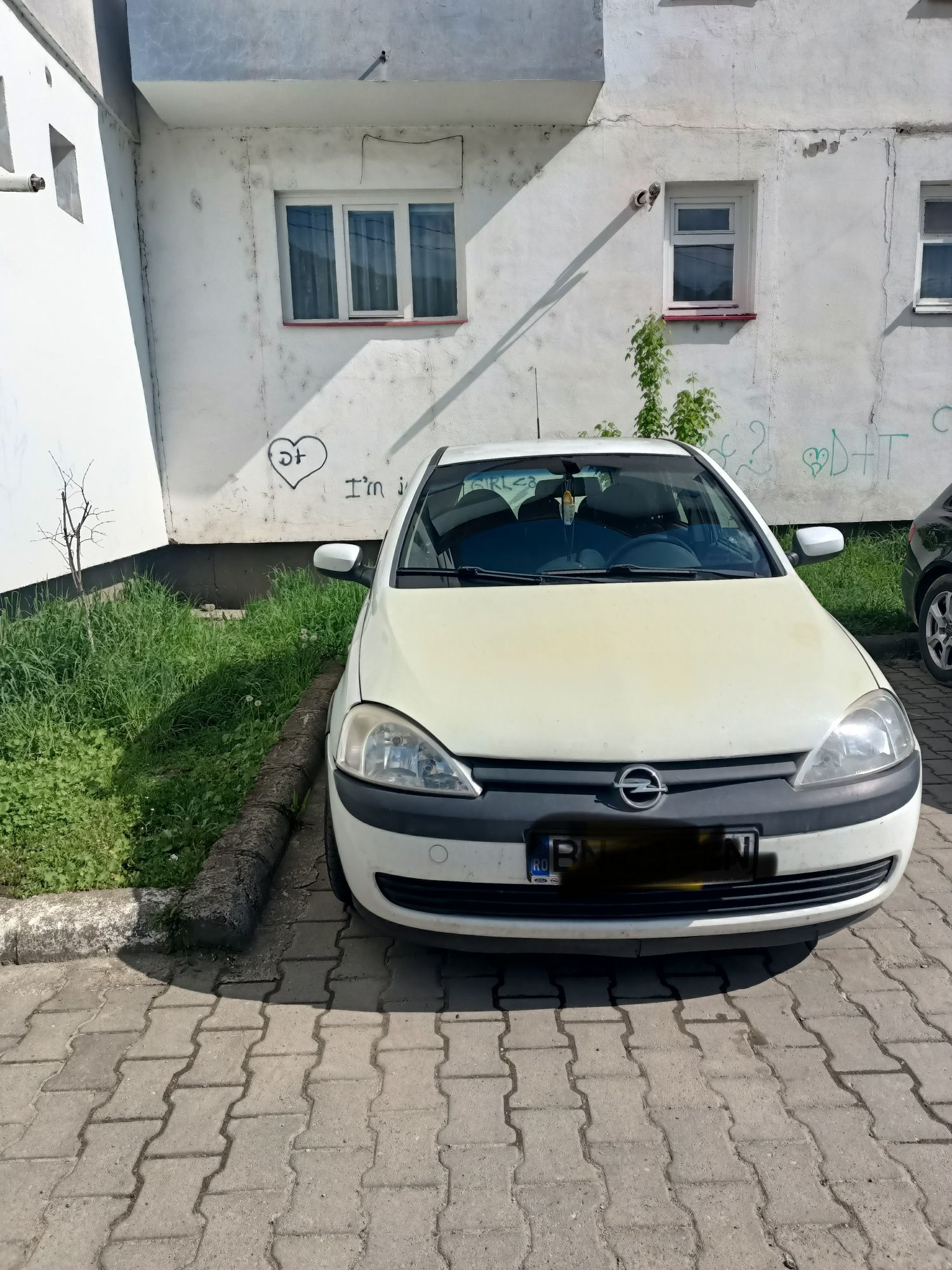 Vand opel corsa,motor 1,2 benzina,4portiere