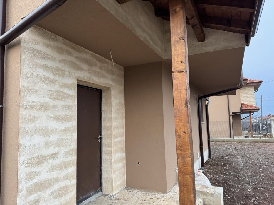 Еднофамилна къща