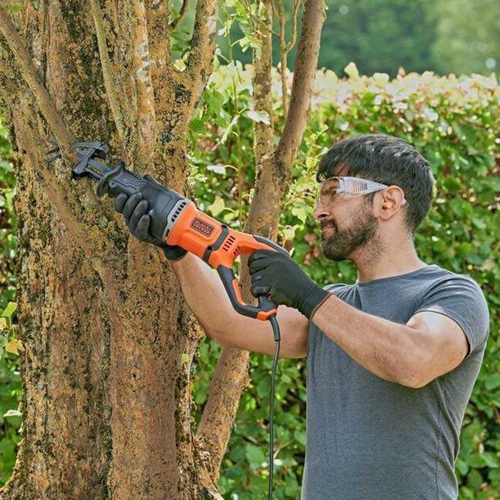 Ferăstrău sabie electric 750w Black + Decker cu cablu *NOU*