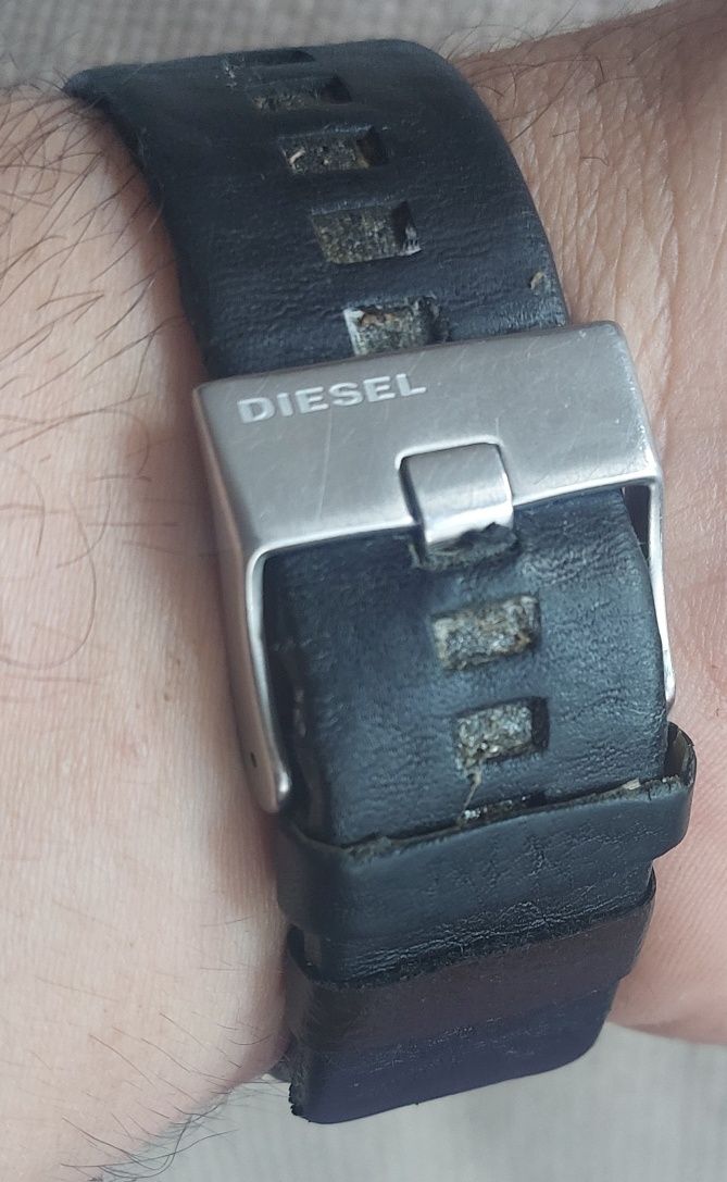 Часовник Diesel оригинален