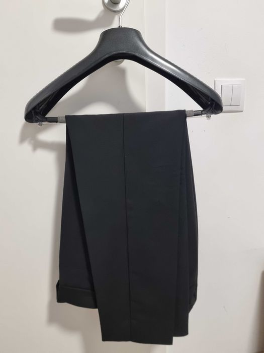 Costum SEROUSSI marimea 44/46