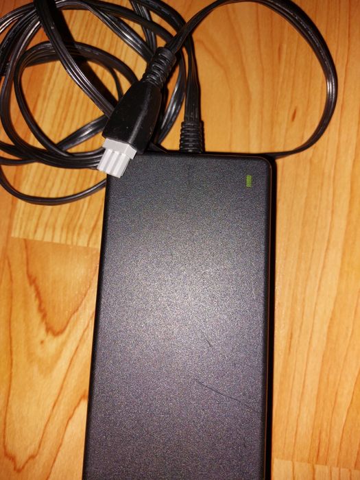 Alimentatoare  laptop-15V/19V