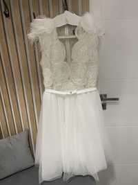 Бяла рокля Christin Fashion