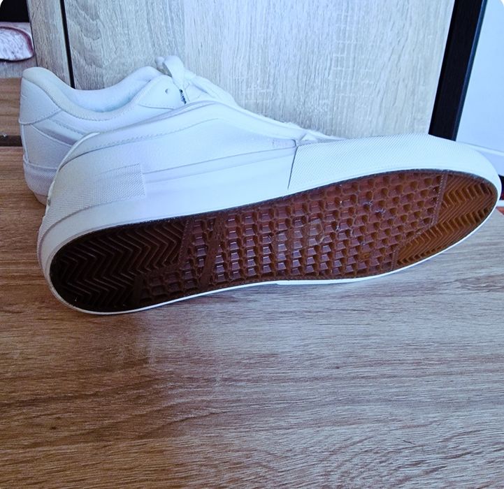 Adidași Bărbătești 42