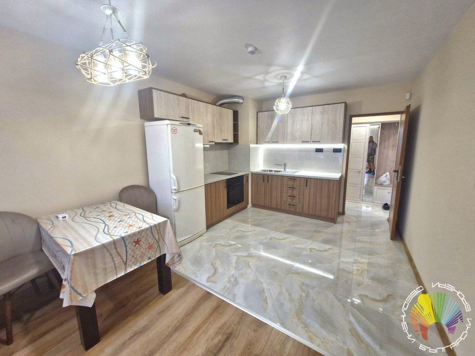 Дава се под наем Двустаен апартамент в Бургас, Славейков - 65 кв.м за 408 € - Снимка #1