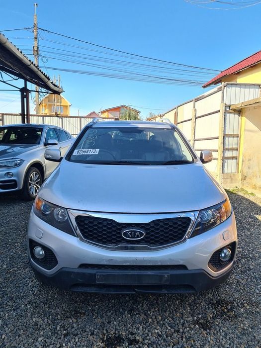 Far Stanga Kia Sorento II 2009 - 2015 SUV 4 Usi (733) Xenon