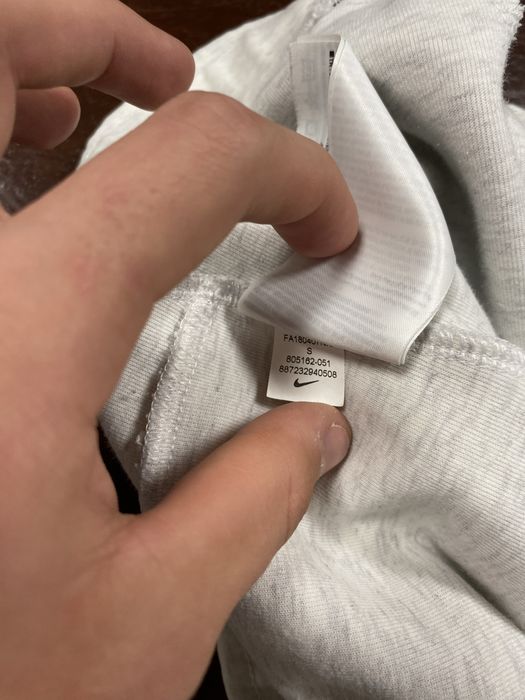 Nike tech fleece marimea S