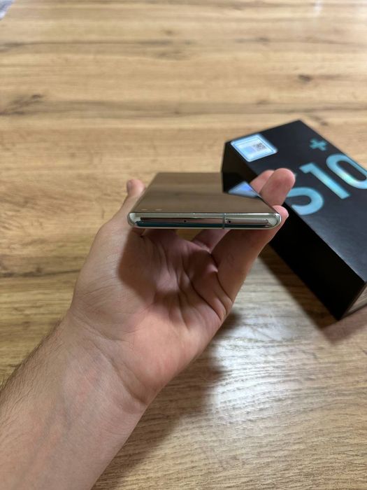 Galaxy S10 Plus iDeal holatda