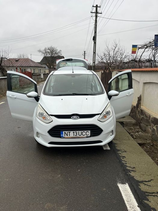 Se vinde Ford B-Max