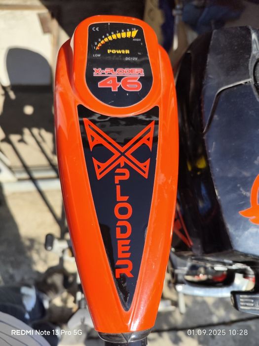 Barca pneumatica si 2 motoare