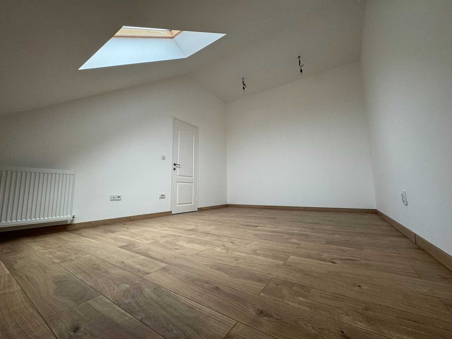 Apartament 3 camere 2 bai decomandat ultrafinisat 73 mp