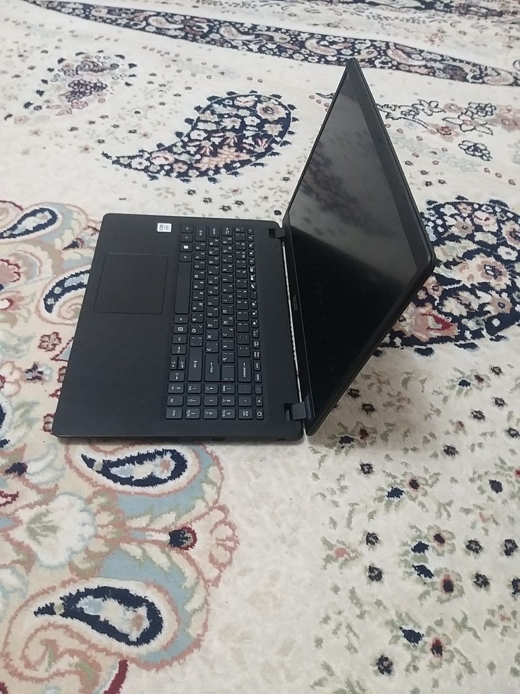 Ноутбук с горантей