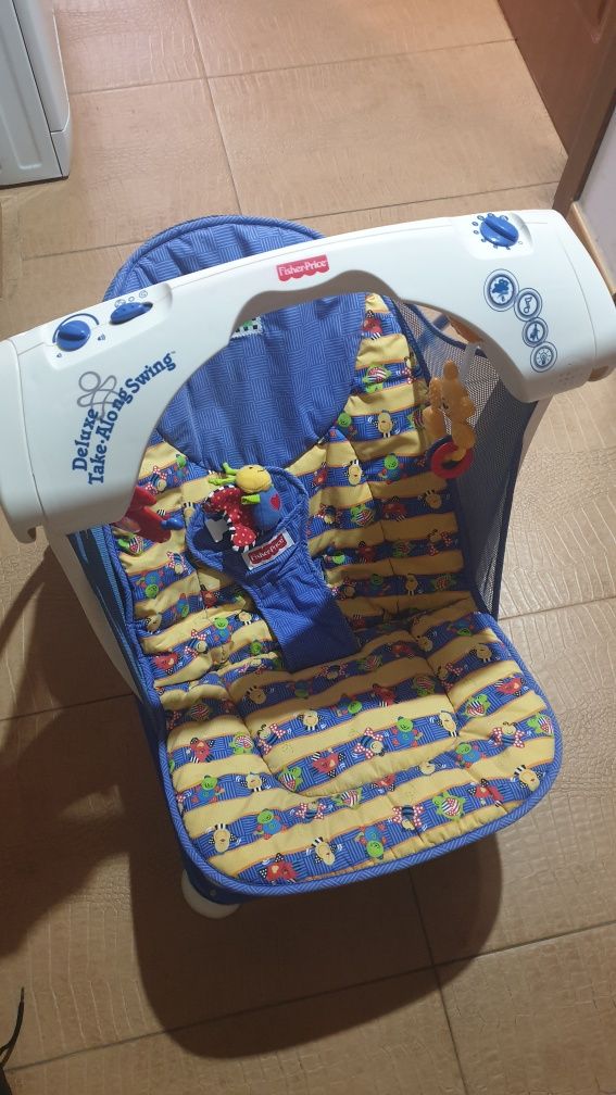 Fisher-Price  ел. люлка с мелодий и светлинки+висящи играчки-50лв