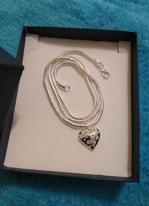 Ново,дамско,сребърно колие и гривна.12 модели.Компл. в подаръчна кутия