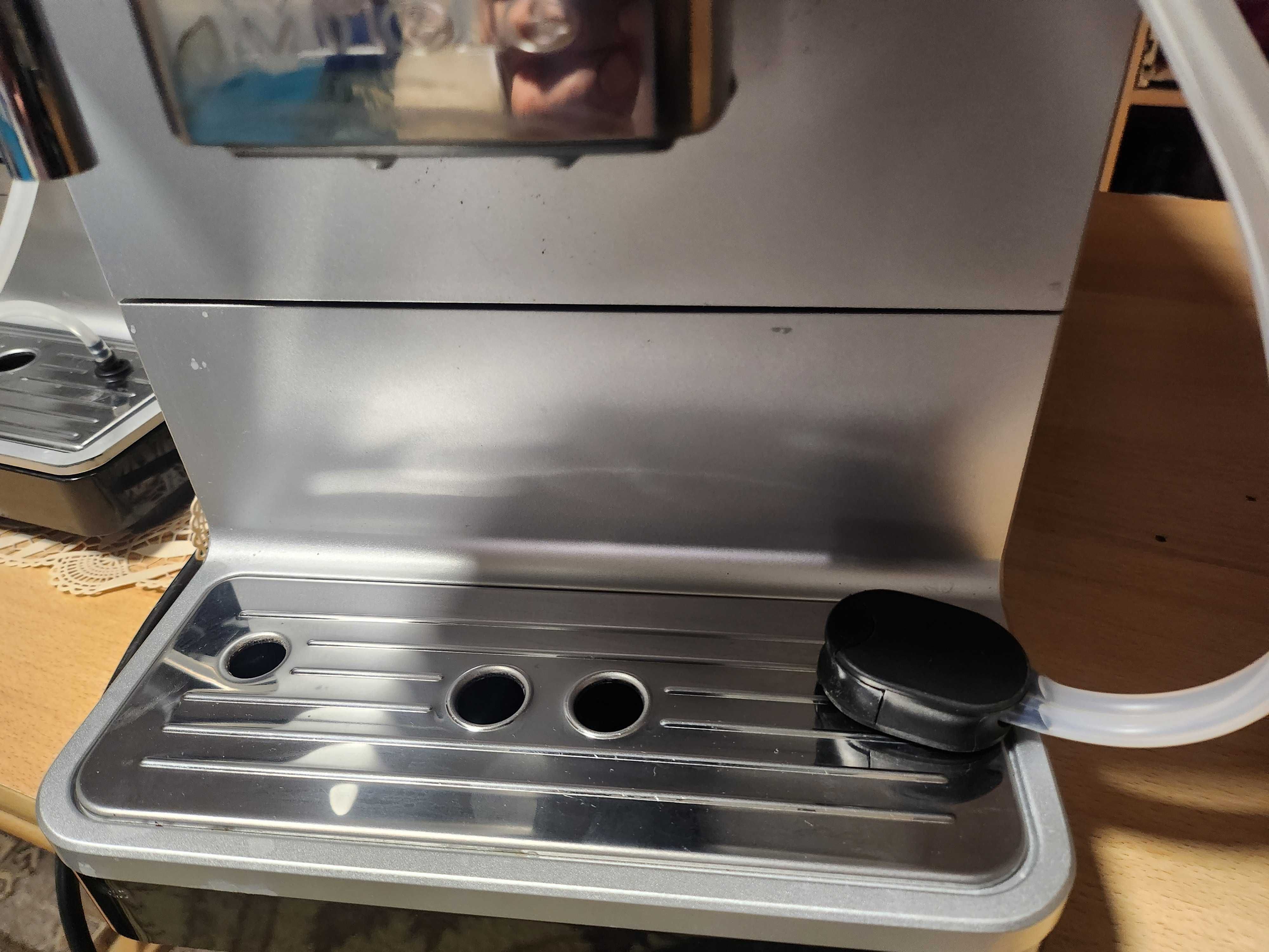 Vand Espressor Cafea Miele Cm6160    aproape nou 126 Cafele