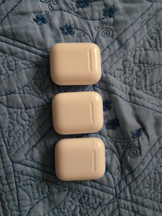 Case-uri Airpods originale