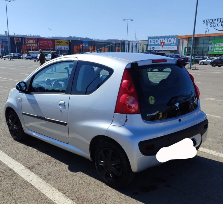 Vând Peugeot 107, benzină, automat