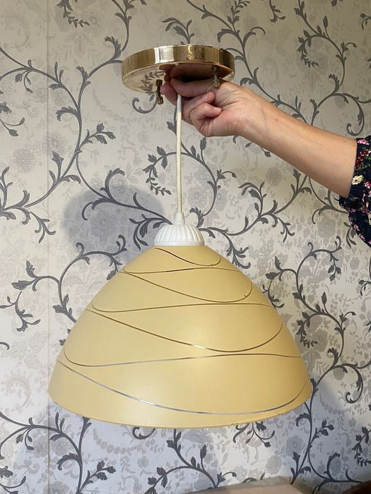 Стильные люстры, стекло