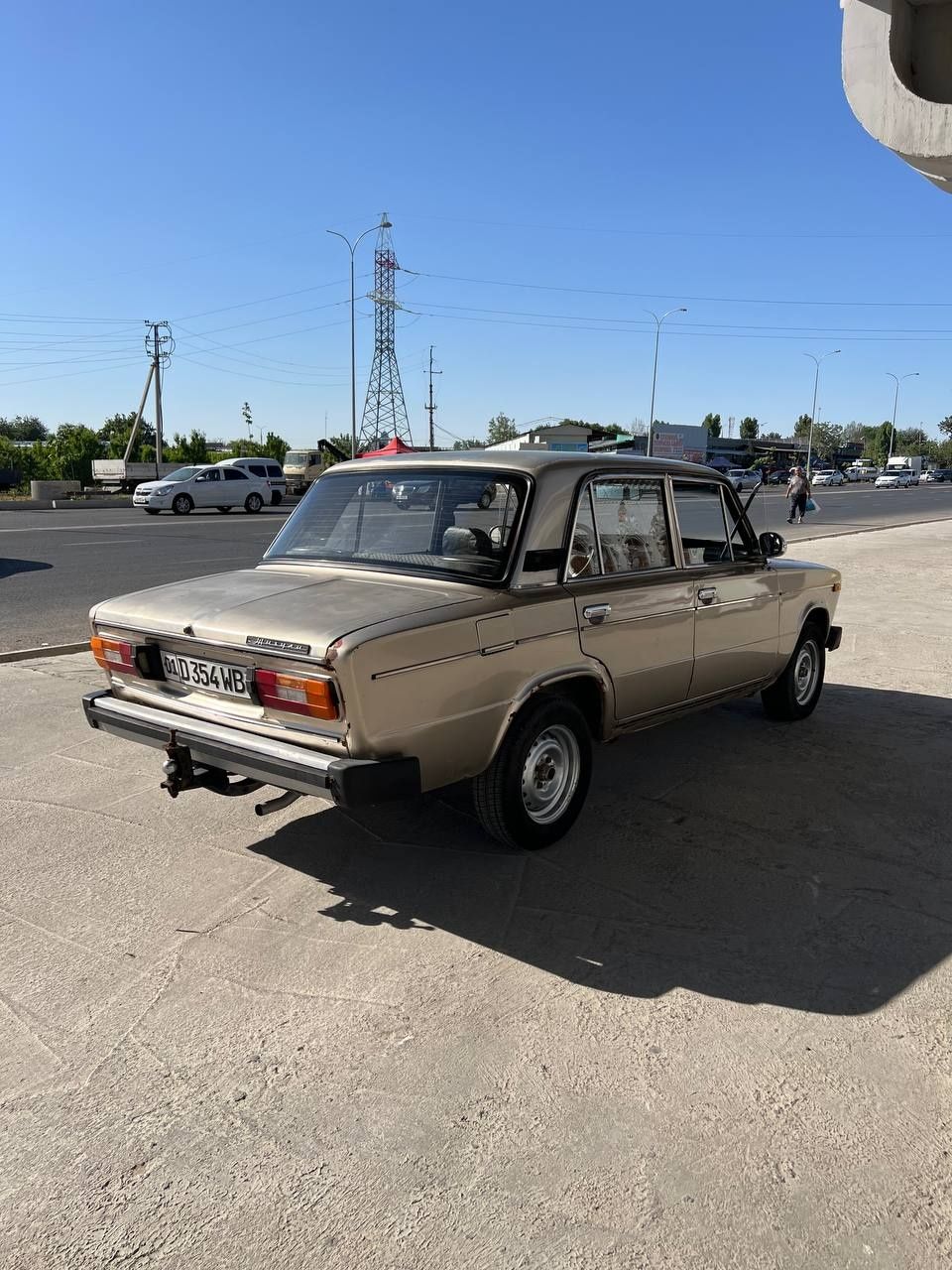 Jiguli 2106 sotiladi